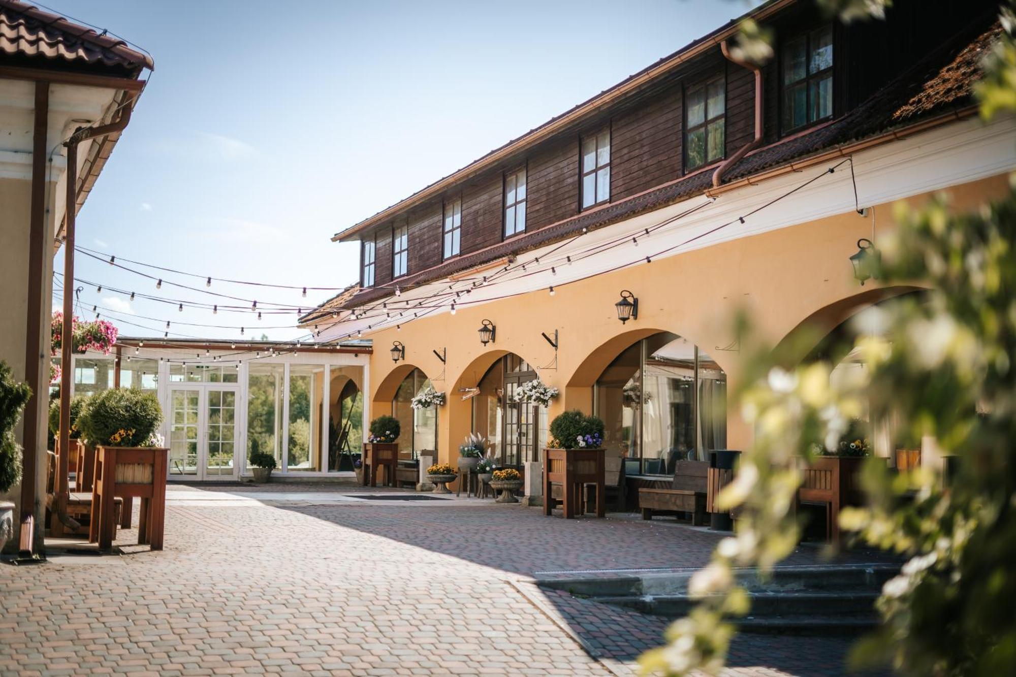 Ruunawere Hotel Nõmmealuse Exteriör bild