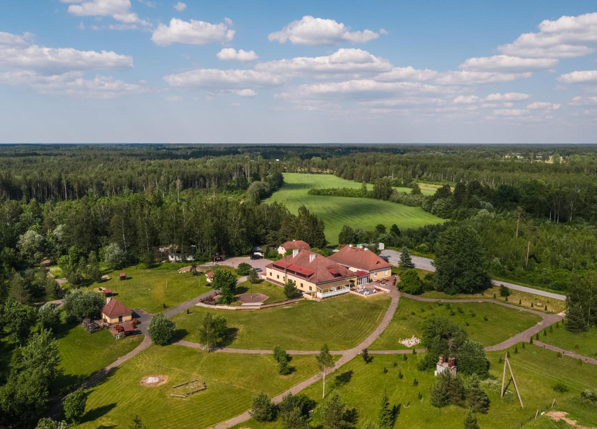 Ruunawere Hotel Nõmmealuse Exteriör bild